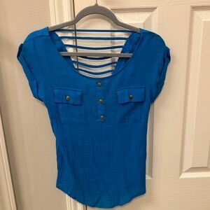 Pretty blue shear t-shirt blouse
